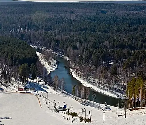 ГК ГОРА "ТЁПЛАЯ". Городской округ Первоуральск, Билимбаевский тракт, 6км